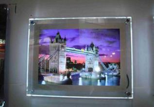 雙面卡布燈箱：水晶燈箱受歡迎他的幾個特點