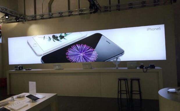 手機店鋁合金軟膜燈箱的特點