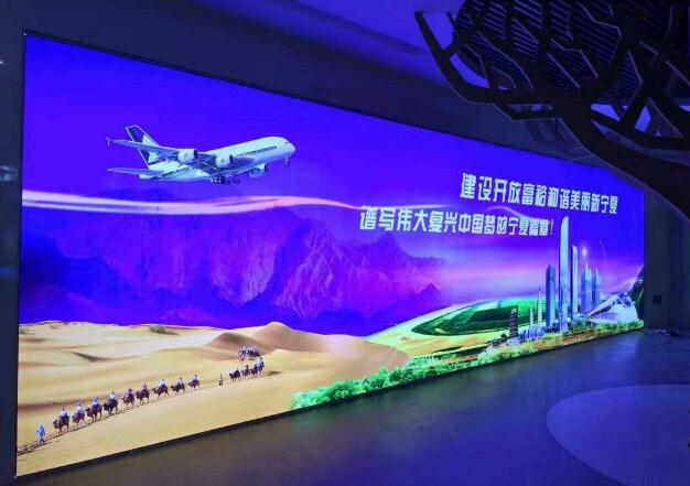 高品質的軟膜燈箱具有壹定的彈性